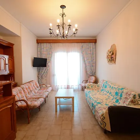 Thea Panoramico بيت للعطل