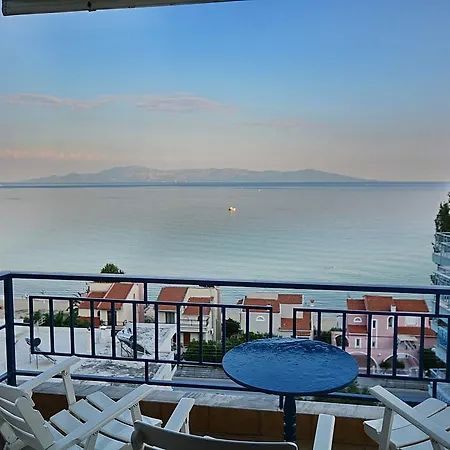 Thea Panoramico بيت للعطل